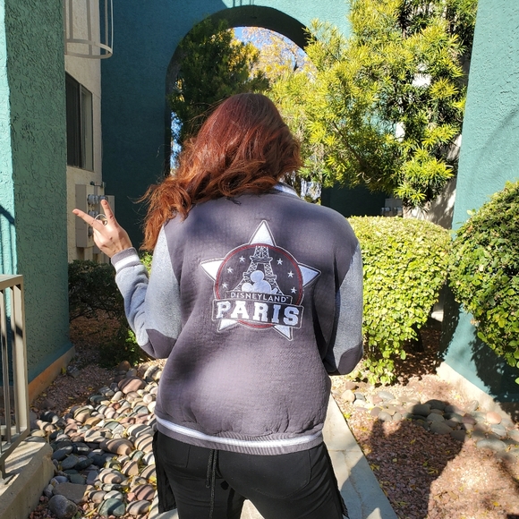 1992 Disneyland Paris Varsity Jacket
Model 5'7 - Picture 4 of 4
